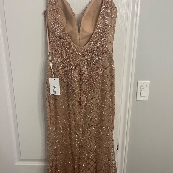 Portia and Scarlett Dress - Picture 3 of 4